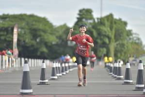 BIB: 
                            <button type="button" onclick="openModal(4935115)" class="btn btn-primary btn-sm float-right btn-popup" data-toggle="modal" data-target=".modal-high-quality">
                        <i class="fas fa-shopping-cart"></i> Add to Cart
                    </button>
                                            <button type="button" onclick="isThisMe(4935115, true)" class="btn btn-success btn-sm float-right btn-popup btn-isme hidden" data-toggle="tooltip" data-placement="bottom" title="นี่คือรูปของคุณใช่ไหม คลิกที่นี่เพื่อเอาเข้าอัลบั้ม">
                        <i class="fas fa-plus"></i> Add to album
                    </button>
                    <button type="button" onclick="isThisMe(4935115, false)" class="btn btn-warning btn-sm float-right btn-popup btn-isnotme hidden">
                        <i class="fas fa-ban"></i> Remove from album
                    </button>